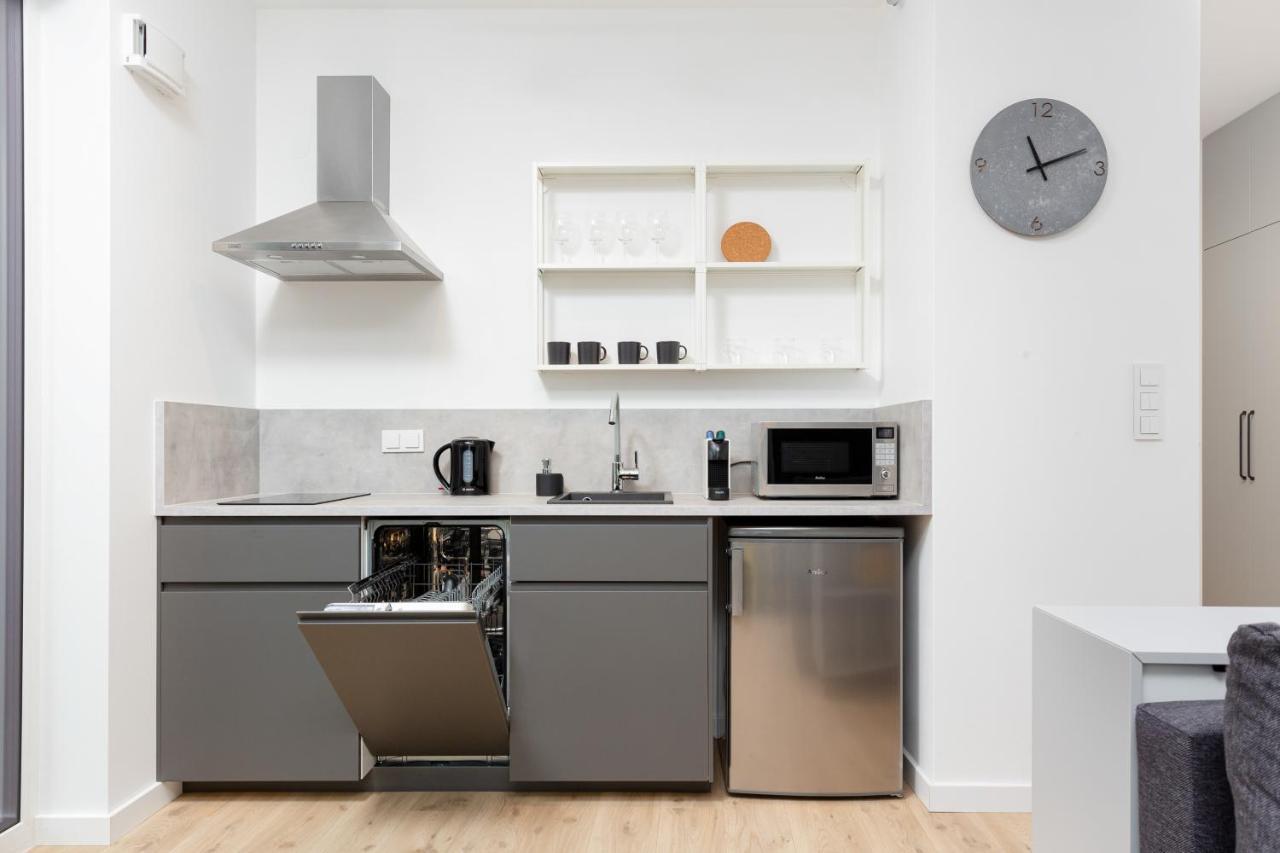 Artistic Zoliborz Apartments By Noclegi Renters Varsó Kültér fotó