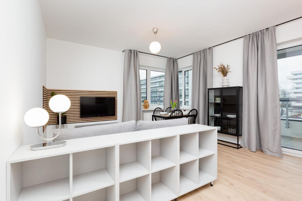 Artistic Zoliborz Apartments By Noclegi Renters Varsó Kültér fotó