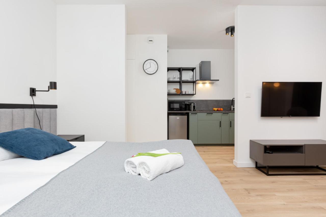 Artistic Zoliborz Apartments By Noclegi Renters Varsó Kültér fotó