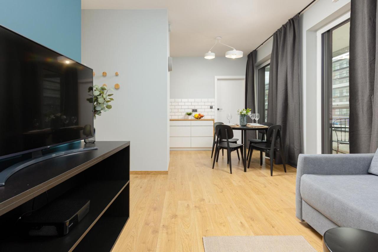 Artistic Zoliborz Apartments By Noclegi Renters Varsó Kültér fotó