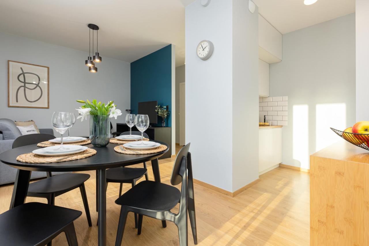 Artistic Zoliborz Apartments By Noclegi Renters Varsó Kültér fotó